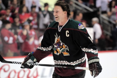 Coyotes to wear throwback jersey in March: Which one should they use? - The  Hockey News